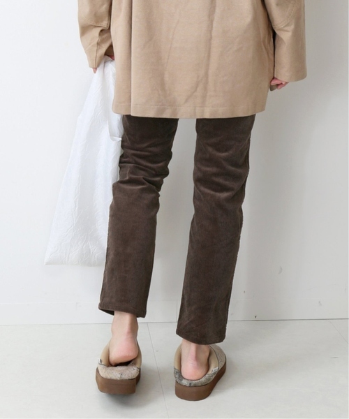 JOURNAL STANDARD relume（ジャーナルスタンダード　レリューム）の「■《追加》コーデュロイイージースキニーパンツ（その他パンツ・レディース・チャコールグレー/ブラウン/ベージュ・36/38/40）」の15枚目の写真
