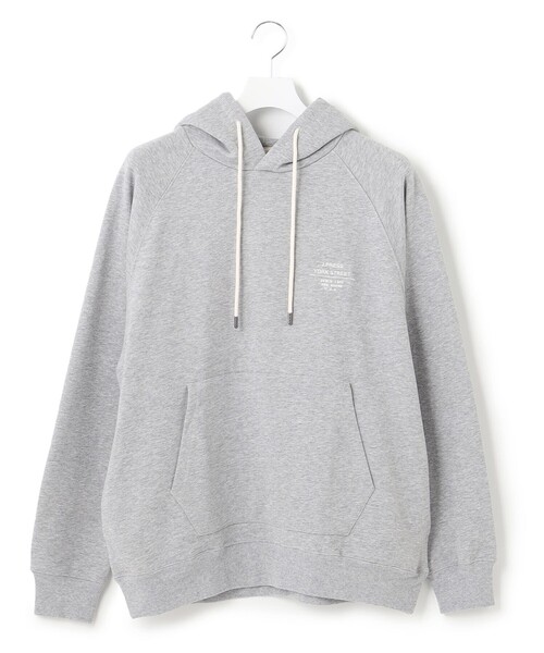 J.PRESS YORK STREET（ジェイプレスヨークストリート）の「【UNISEX】ロゴ刺繍フーディ（パーカー・メンズ・ベージュ系/ライトグレー系/ネイビー系/ふじ色系・MEDIUM/LARGE/SMALL）」の2枚目の写真