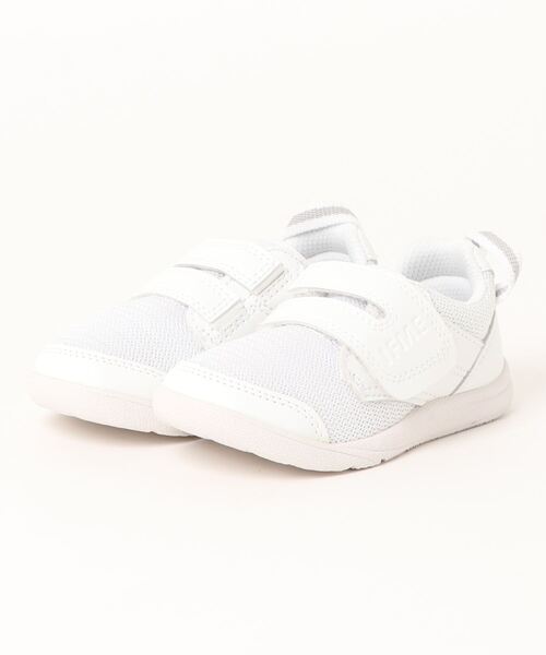 IFME（イフミー）の「《IFME》IFME ｽｸｰﾙﾜﾝﾏｼﾞｯｸ SC-0009（スリッポン・キッズ・レッド/ホワイト/ネイビー・15.0cm/15.5cm/18.0cm/18.5cm/21.0cm/24.0cm/17.0cm/17.5cm/19.5cm/20.0cm/23.0cm/16.0cm/19.0cm/20.5cm/22.5cm/21.5cm/23.5cm/16.5cm/22.0cm）」の2枚目の写真