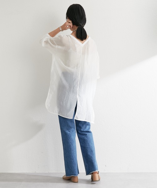 SHENERY（シーナリー）の「バックVシアーワッシャープルオーバー（シャツ/ブラウス・レディース・ホワイト/ベージュ系その他/ブラック・FREE）」の13枚目の写真