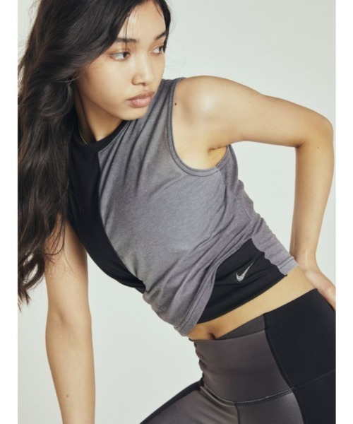 NIKE(ナイキ)の「【NIKE】AS W NY DF TANK AOP(タンクトップ・レディース・ブラック・MEDIUM/SMALL)」の1枚目の写真