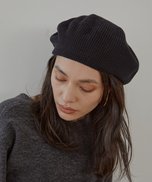 ACYM(アシーム)の「Standard knit ベレー(ハンチング/ベレー帽・レディース・ブラック/ブラウン・FREE)」の2枚目の写真