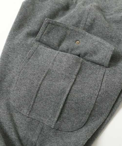 devirock（デビロック）の「やわらか ストレッチ カーゴパンツ（カーゴパンツ・キッズ・ブラック/ネイビー/ヘザーチャコール/カーキ/ダークオリーブ・140cm/110cm/130cm/150cm/100cm/120cm/160cm）」の14枚目の写真