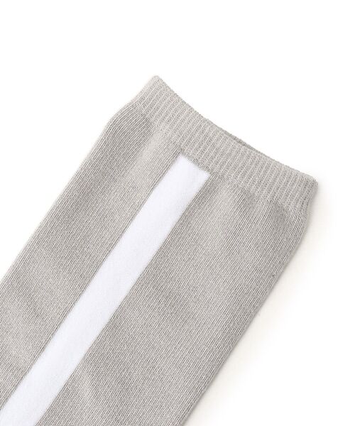 adabat（アダバット）の「◆【日本製】ラインロゴデザイン ニーハイソックス（ソックス/靴下・レディース・ライトグレー/ネイビー/ホワイト・00）」の7枚目の写真