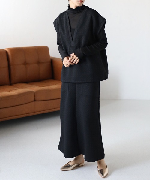 amini(アミニ)の「千鳥柄キルティングスカート(スカート・レディース・アイボリー/ブラック・MEDIUM)」の16枚目の写真