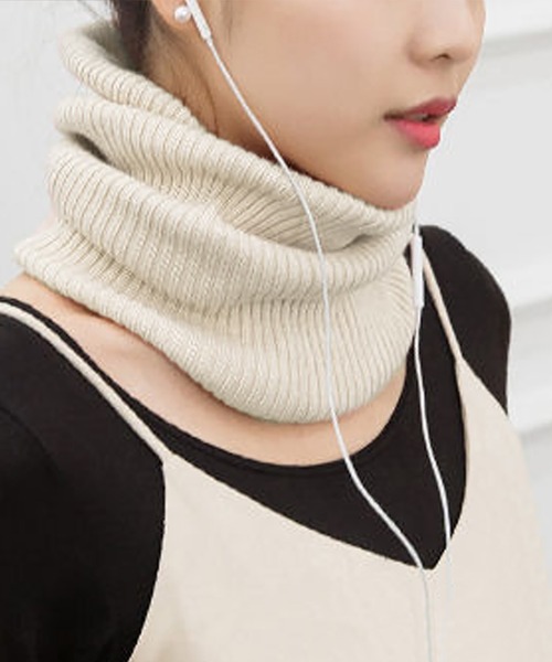 Felt-Maglietta(フェルトマリエッタ)の「リブ編みネックウォーマー(ネックウォーマー/スヌード・レディース・ダークグレー/ブラック/ブラウン/レッド/ベージュ/ホワイト/ライトグレー・FREE)」の2枚目の写真