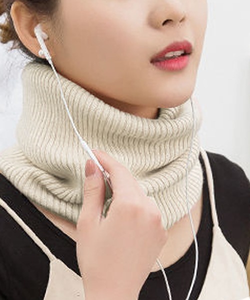 Felt-Maglietta(フェルトマリエッタ)の「リブ編みネックウォーマー(ネックウォーマー/スヌード・レディース・ダークグレー/ブラック/ブラウン/レッド/ベージュ/ホワイト/ライトグレー・FREE)」の8枚目の写真