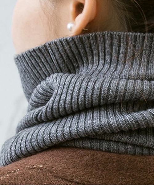 Felt-Maglietta(フェルトマリエッタ)の「リブ編みネックウォーマー(ネックウォーマー/スヌード・レディース・ダークグレー/ブラック/ブラウン/レッド/ベージュ/ホワイト/ライトグレー・FREE)」の17枚目の写真