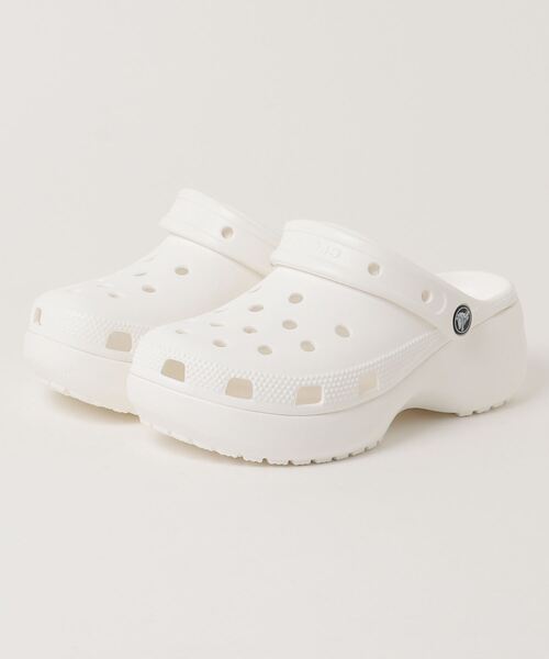 crocs(クロックス)の「Crocs Classic Platform Clog W / クロックス クラシック プラットフォーム クロッグ ウィメン(サンダル・レディース・ブラック/ホワイト・22.0cm/23.0cm/24.0cm/25.0cm/26.0cm)」の2枚目の写真