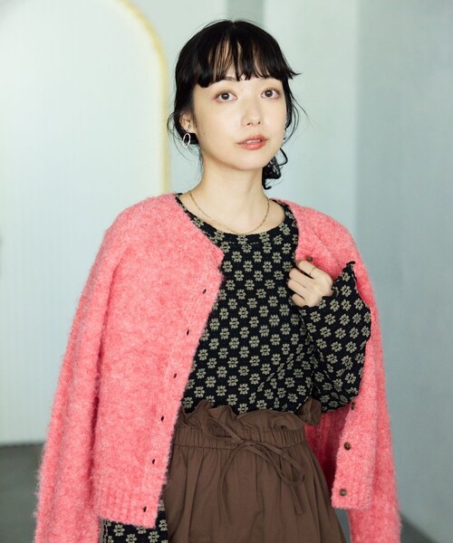 FREAK'S STORE（フリークスストア）の「フラワーストレッチロンＴ（Tシャツ/カットソー・レディース・ブラック/オフホワイト/ナチュラル/チャコール/ブラウン・ﾌﾘ-）」の7枚目の写真