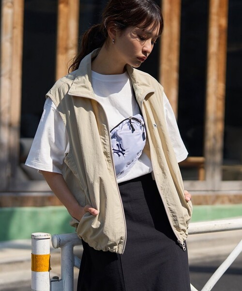FREAK'S STORE（フリークスストア）の「TOWN CRAFT × FREAK'S STORE/タウンクラフト 別注 ナイロンジップベスト（ベスト・レディース・ブラック/ベージュ・ﾌﾘ-）」の14枚目の写真