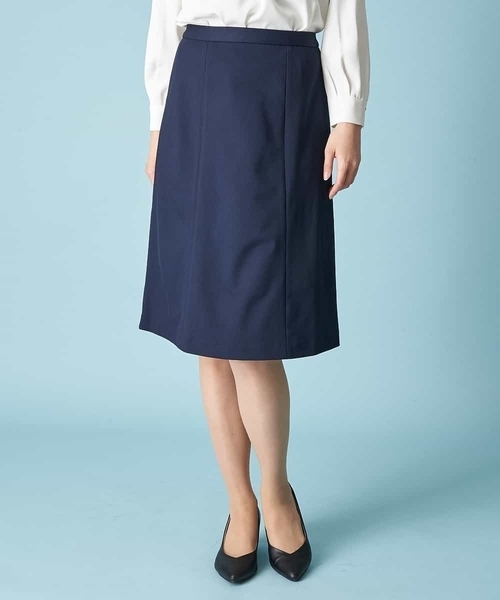 OFUON le MK（オフオンルエムケー）の「セミフレアスカート（スカート・レディース・ネイビー/ベージュ・38/36/40）」の2枚目の写真
