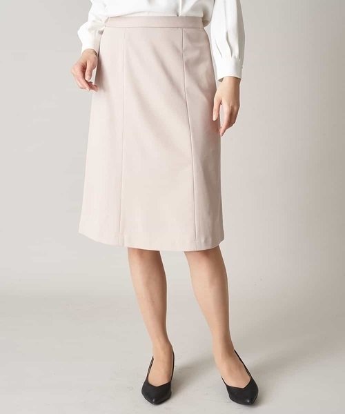 OFUON le MK（オフオンルエムケー）の「セミフレアスカート（スカート・レディース・ネイビー/ベージュ・38/36/40）」の3枚目の写真