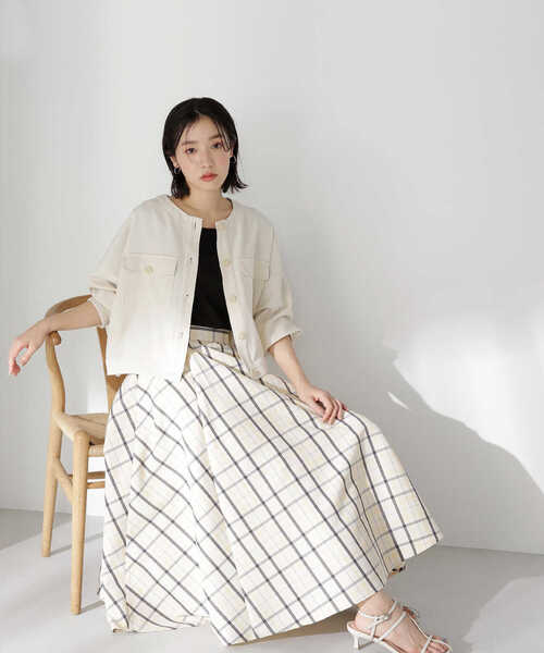 NATURAL BEAUTY BASIC(ナチュラルビューティーベーシック)の「◇【Oggi5月号掲載】ノーカラークロップドジャケット(ノーカラージャケット・レディース・オフホワイト/オレンジ・MEDIUM/SMALL)」の21枚目の写真