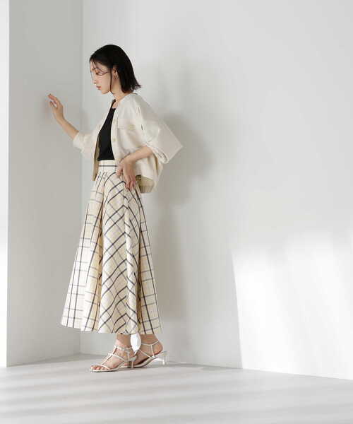 NATURAL BEAUTY BASIC(ナチュラルビューティーベーシック)の「◇【Oggi5月号掲載】ノーカラークロップドジャケット(ノーカラージャケット・レディース・オフホワイト/オレンジ・MEDIUM/SMALL)」の9枚目の写真