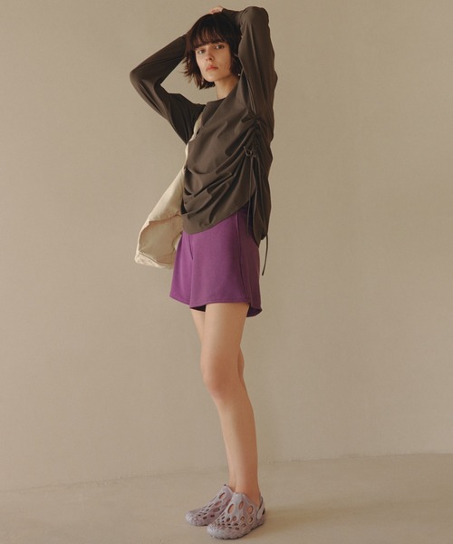 HELLY HANSEN(ヘリーハンセン)の「【emmi×HELLY HANSEN】W Water Rashguard Shirts ラッシュガード シャツ(Tシャツ/カットソー・レディース・ブラウン・FREE)」の1枚目の写真