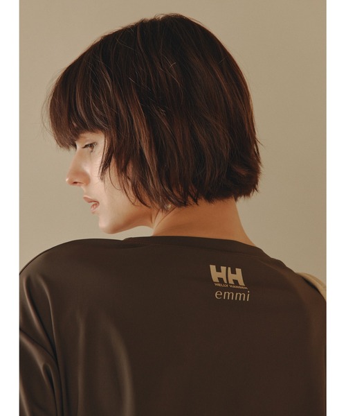 HELLY HANSEN(ヘリーハンセン)の「【emmi×HELLY HANSEN】W Water Rashguard Shirts ラッシュガード シャツ(Tシャツ/カットソー・レディース・ブラウン・FREE)」の3枚目の写真