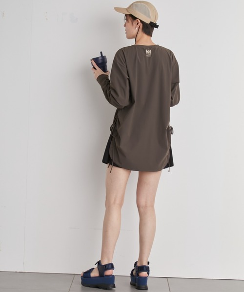 HELLY HANSEN(ヘリーハンセン)の「【emmi×HELLY HANSEN】W Water Rashguard Shirts ラッシュガード シャツ(Tシャツ/カットソー・レディース・ブラウン・FREE)」の11枚目の写真