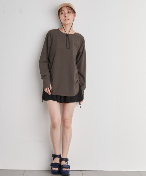 HELLY HANSEN(ヘリーハンセン)の「【emmi×HELLY HANSEN】W Water Rashguard Shirts ラッシュガード シャツ(Tシャツ/カットソー・レディース・ブラウン・FREE)」の12枚目の写真