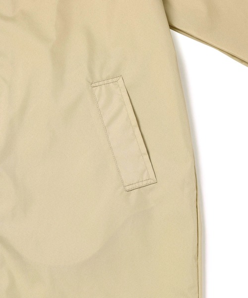 Wpc.（ダブリュピーシー）の「【一部店舗限定】【Wpc.】ラグランスリーブワークコート（レインコート/ポンチョ・レディース・ベージュ/ネイビー・FREE）」の7枚目の写真