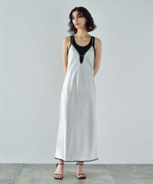 CODE A（コードエー）の「satin cami dress（ワンピース・レディース・ライトグレー・00）」の4枚目の写真