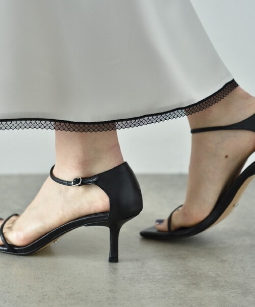 CODE A（コードエー）の「satin cami dress（ワンピース・レディース・ライトグレー・00）」の8枚目の写真