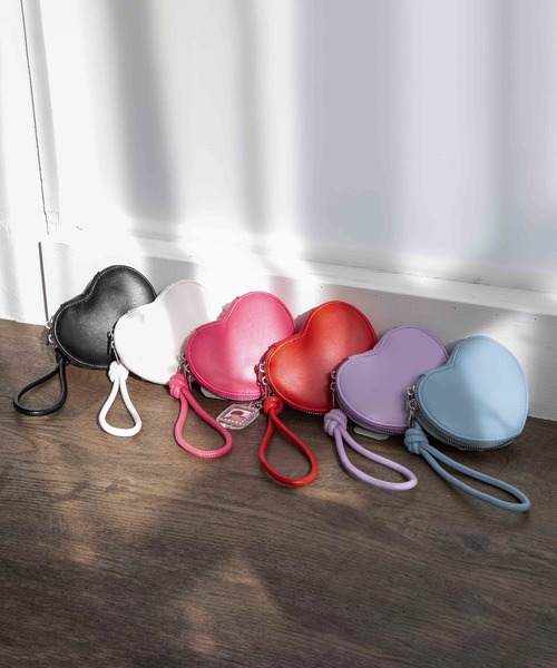 VIS(ビス)の「【6色展開】ハートポーチスマホショルダーバッグ(ショルダーバッグ・レディース・ダークラベンダー/レッド/ピンク/サックスブルー/ホワイト/ブラック・FREE)」の15枚目の写真