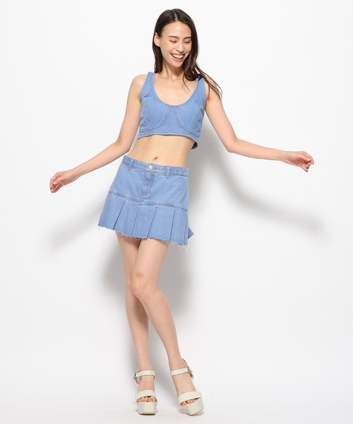 FOREVER 21（フォーエバー トゥエンティーワン）の「デニムビスチェ（ベスト・レディース・ブルー/ライトブルー・SMALL/MEDIUM）」の6枚目の写真