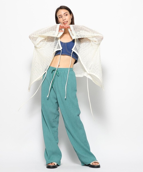 FOREVER 21（フォーエバー トゥエンティーワン）の「デニムビスチェ（ベスト・レディース・ブルー/ライトブルー・SMALL/MEDIUM）」の13枚目の写真