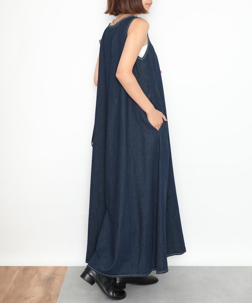 MAISON BREEZE(メゾンブリーズ)の「【MAISON BREEZE】リラックスデニムライクワンピース KNF019(ワンピース・レディース・ネイビー/サックスブルー・FREE)」の10枚目の写真