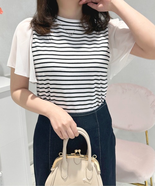 apres jour(アプレジュール)の「フレアスリーブドッキングトップス【ZOZOTOWN限定アイテム】(Tシャツ/カットソー・レディース・レッド系その他/オフホワイト/ブラック系その他・フリー/X-LARGE)」の14枚目の写真