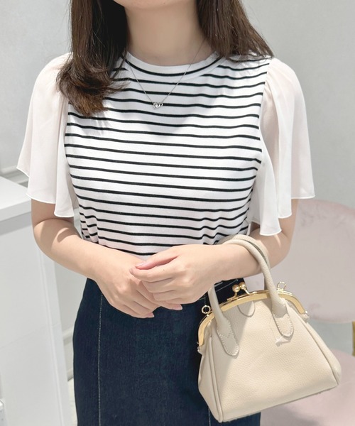 apres jour(アプレジュール)の「フレアスリーブドッキングトップス【ZOZOTOWN限定アイテム】(Tシャツ/カットソー・レディース・レッド系その他/オフホワイト/ブラック系その他・フリー/X-LARGE)」の17枚目の写真