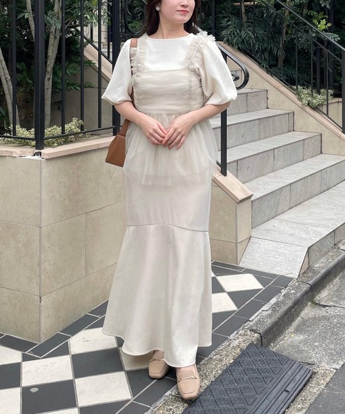 mysty woman（ミスティウーマン）の「【スタッフインフルエンサープロデュース】バックフレアハイウエストスカート 973640【MiO企画】（スカート・レディース・ブラック/ブラウン/ホワイト系その他/ベージュ・SMALL/MEDIUM/FREE）」の2枚目の写真