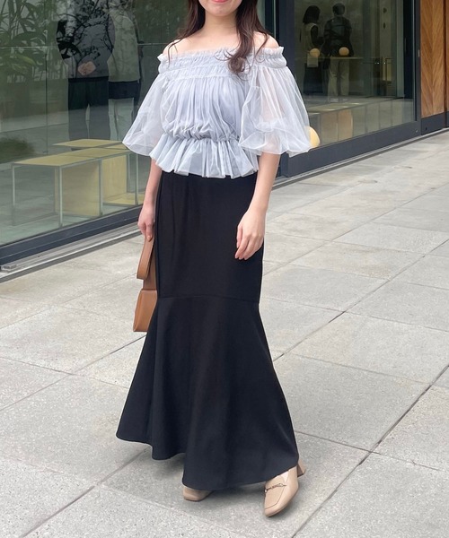 mysty woman（ミスティウーマン）の「【スタッフインフルエンサープロデュース】バックフレアハイウエストスカート 973640【MiO企画】（スカート・レディース・ブラック/ブラウン/ホワイト系その他/ベージュ・SMALL/MEDIUM/FREE）」の3枚目の写真