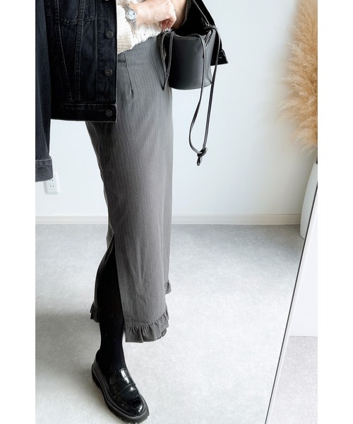 &. NOSTALGIA（アンドドットノスタルジア）の「【ZOZO限定】フリルヘムスリットタイトスカート（スカート・レディース・グレー/ブラック・FREE）」の18枚目の写真