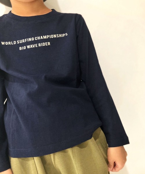 ZI-ON（ジーオン）の「ロゴデザインプリント長袖Tシャツ（Tシャツ/カットソー・キッズ・ホワイト系その他/ベージュ系その他2/ブラウン/ベージュ系その他/ホワイト系その他3/ブラック系その他3/オフホワイト/ブルー/ブラック系その他/杢グレー/ホワイト系その他2/ネイビー系/ブラック系その他4/ネイビー/モカ/ベージュ/ブラック/ブラウン系その他/ブラック系その他2/カーキ・120cm/110cm/130cm/140cm/150cm/160cm）」の20枚目の写真