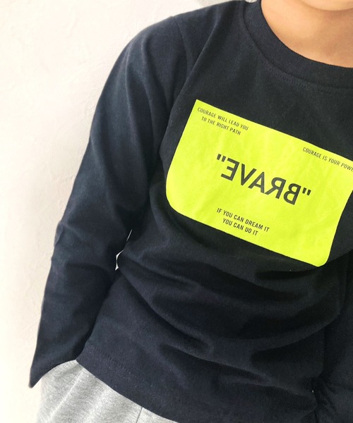 ZI-ON（ジーオン）の「ロゴデザインプリント長袖Tシャツ（Tシャツ/カットソー・キッズ・ホワイト系その他/ベージュ系その他2/ブラウン/ベージュ系その他/ホワイト系その他3/ブラック系その他3/オフホワイト/ブルー/ブラック系その他/杢グレー/ホワイト系その他2/ネイビー系/ブラック系その他4/ネイビー/モカ/ベージュ/ブラック/ブラウン系その他/ブラック系その他2/カーキ・120cm/110cm/130cm/140cm/150cm/160cm）」の7枚目の写真