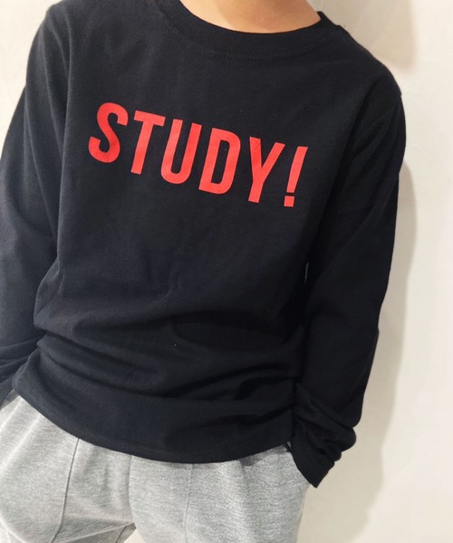 ZI-ON（ジーオン）の「ロゴデザインプリント長袖Tシャツ（Tシャツ/カットソー・キッズ・ホワイト系その他/ベージュ系その他2/ブラウン/ベージュ系その他/ホワイト系その他3/ブラック系その他3/オフホワイト/ブルー/ブラック系その他/杢グレー/ホワイト系その他2/ネイビー系/ブラック系その他4/ネイビー/モカ/ベージュ/ブラック/ブラウン系その他/ブラック系その他2/カーキ・120cm/110cm/130cm/140cm/150cm/160cm）」の9枚目の写真