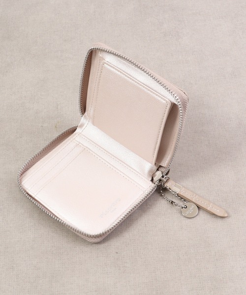 FUNALIVE（ファンアライブ）の「Pisoraro クロコ型押し　ラウンドファスナーミニ財布（財布・レディース・ベージュ/ライトグレー/グレー・FREE）」の14枚目の写真