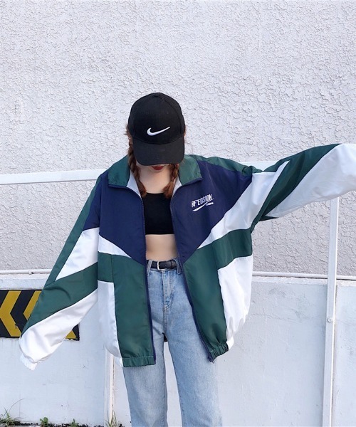 MGV（エムジーヴィー）の「レトロカラージップブルゾン（ブルゾン・レディース・パープル/グリーン・MEDIUM/LARGE/X-LARGE）」の6枚目の写真