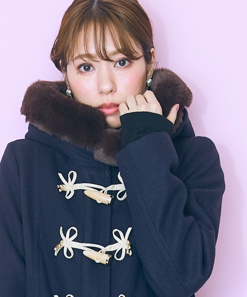 marun(マルン)の「<大きいサイズ> フェイクファーフードダッフルコート marun(ダッフルコート・レディース・ブラック/スモークピンク/アイボリー/ネイビー/キャメル・4L/L/3L/5L/LL)」の14枚目の写真