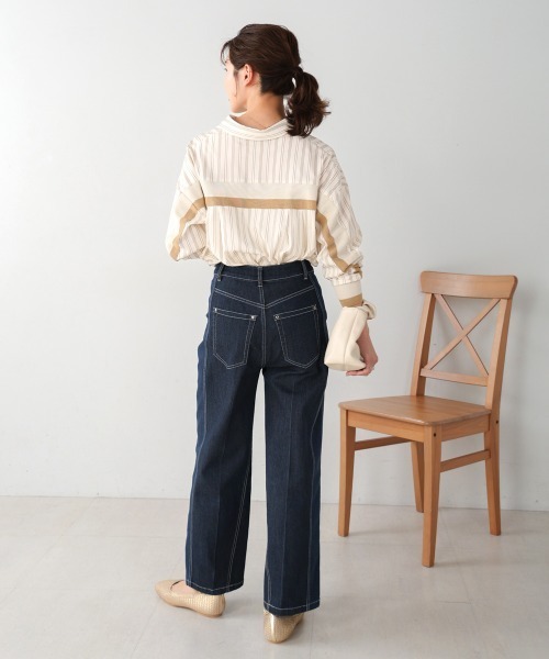 Bou Jeloud（ブージュルード）の「サイドラインデニムパンツ（デニムパンツ・レディース・インディゴブルー/ブラック・38）」の14枚目の写真