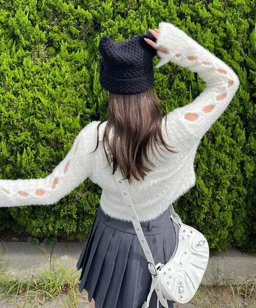 non-hedge（ノンヘッジ）の「シャギースリーブボタンショート丈ニットトップス（ニット/セーター・レディース・ベージュ/チャコールグレー/オフホワイト/ブラック・FREE）」の21枚目の写真