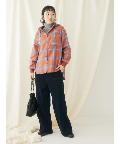 CRAFT STANDARD BOUTIQUE(クラフトスタンダードブティック)の「コーデュロイ2WAYサロペットパンツ(その他パンツ・レディース・ネイビー/キャメル・M/L)」の12枚目の写真