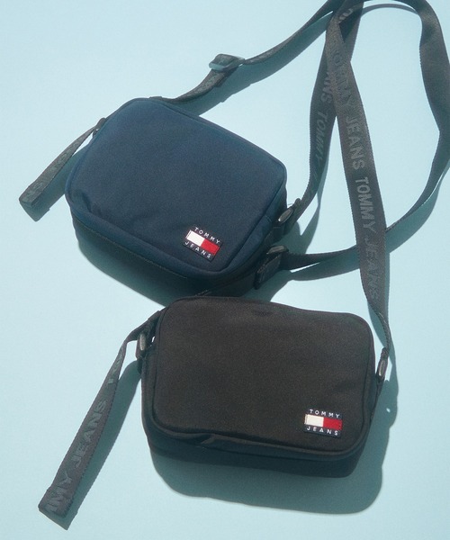 tommy jeans（トミー ジーンズ）の「【オンライン限定】エッセンシャルデイリーショルダーバッグ（ショルダーバッグ・レディース・ブラック/ネイビー・FREE）」の13枚目の写真