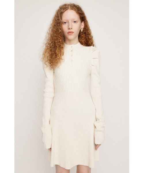 SLY(スライ)の「TUCK SLEEVE FLARE KNIT S/OP タック スリーブ フレア ニット ショートワンピース(ワンピース・レディース・アイボリー/ブラック/杢グレー・1/2)」の7枚目の写真