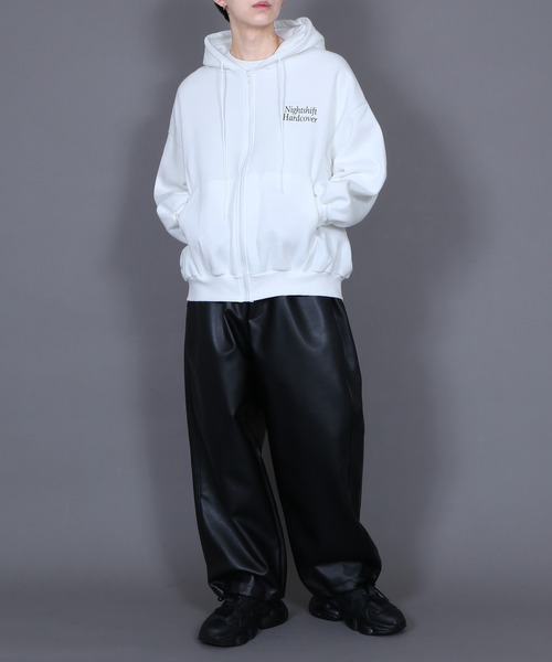Figments（フィグメンツ）の「Nightshiftジップパーカー（パーカー・レディース・ブラック/ホワイト・FREE）」の3枚目の写真