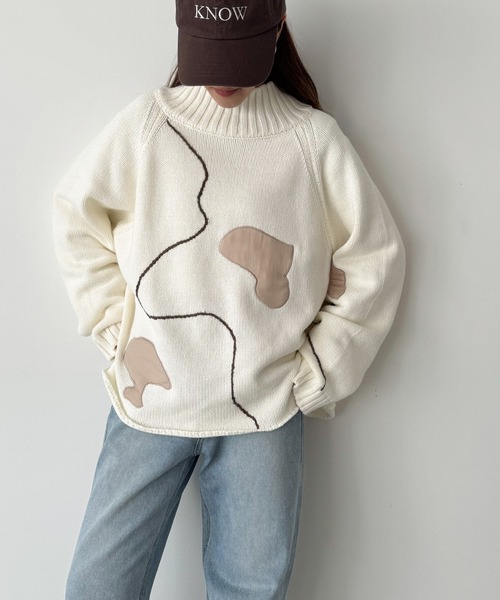 CANAL JEAN(キャナルジーン)の「RCW BLUE LABEL 刺繍ハイネックニット(ニット/セーター・レディース・カーキ/オフホワイト・ONE SIZE)」の3枚目の写真