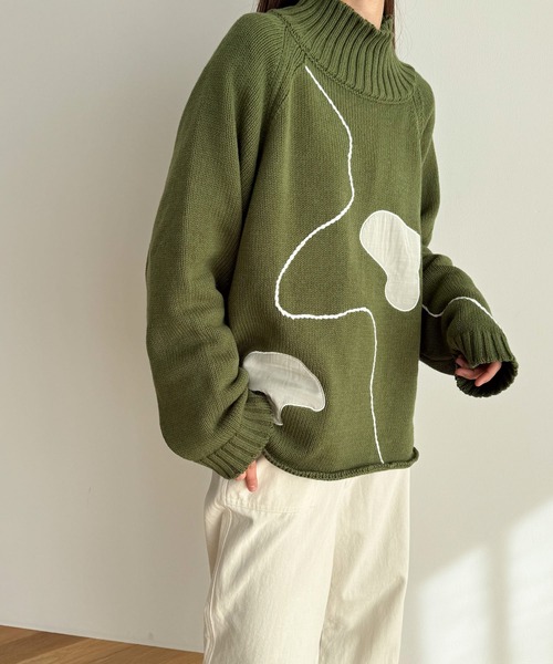 CANAL JEAN(キャナルジーン)の「RCW BLUE LABEL 刺繍ハイネックニット(ニット/セーター・レディース・カーキ/オフホワイト・ONE SIZE)」の8枚目の写真