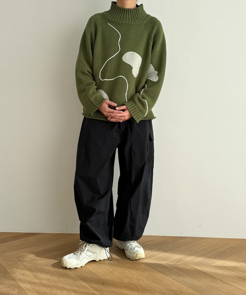 CANAL JEAN(キャナルジーン)の「RCW BLUE LABEL 刺繍ハイネックニット(ニット/セーター・レディース・カーキ/オフホワイト・ONE SIZE)」の13枚目の写真